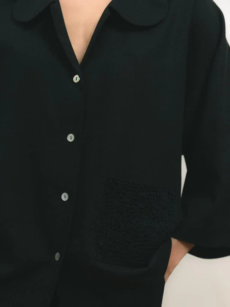 Black sleeve shirt