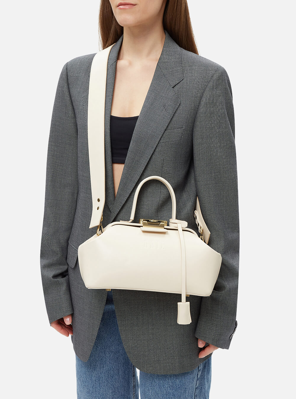 61bagw (Ivory)