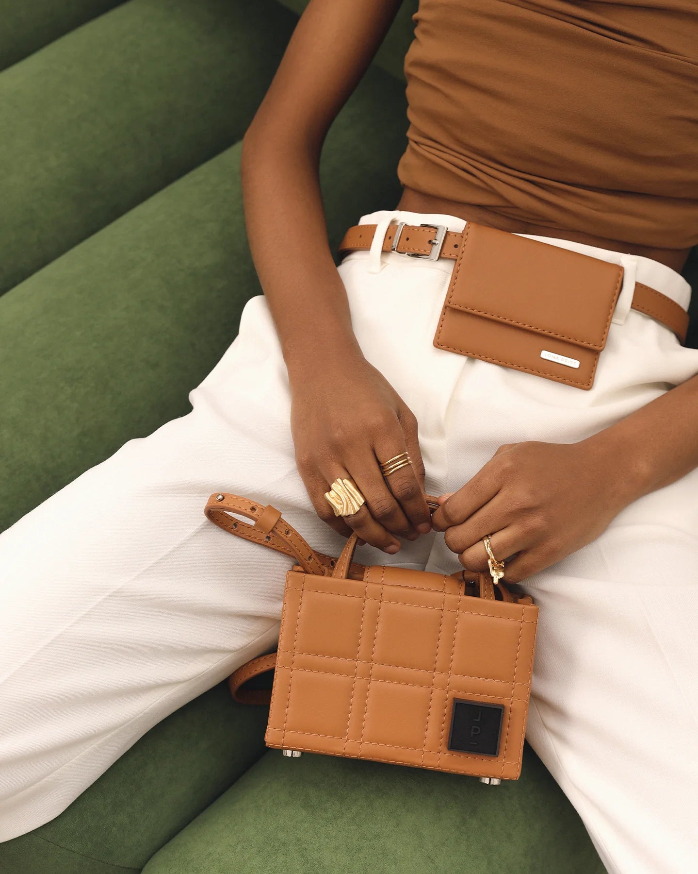 2bagbr (Brown)