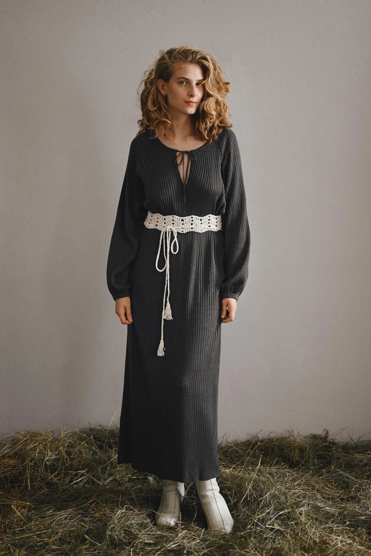 45beigedr (Graphite)