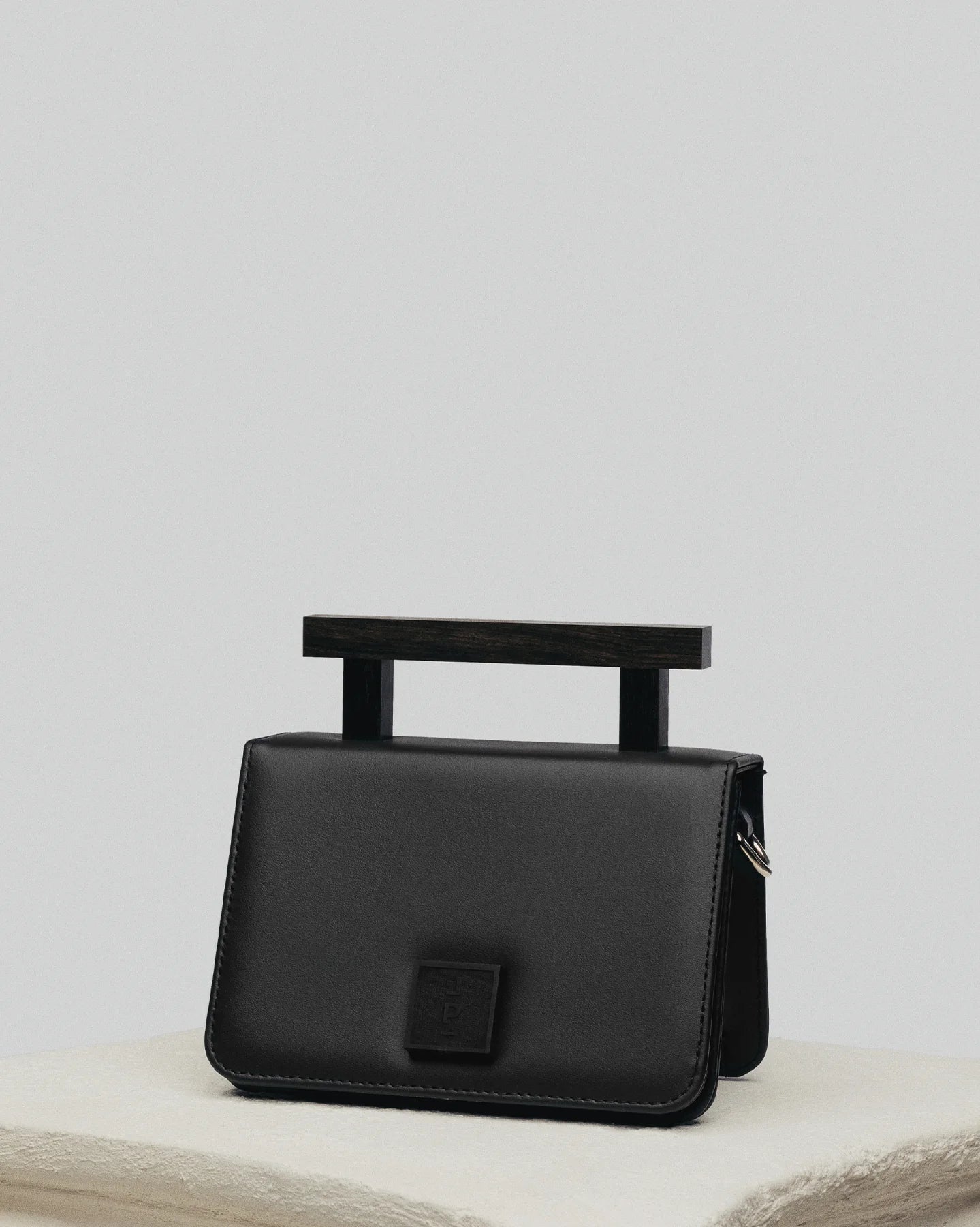 3bagbl (Black)