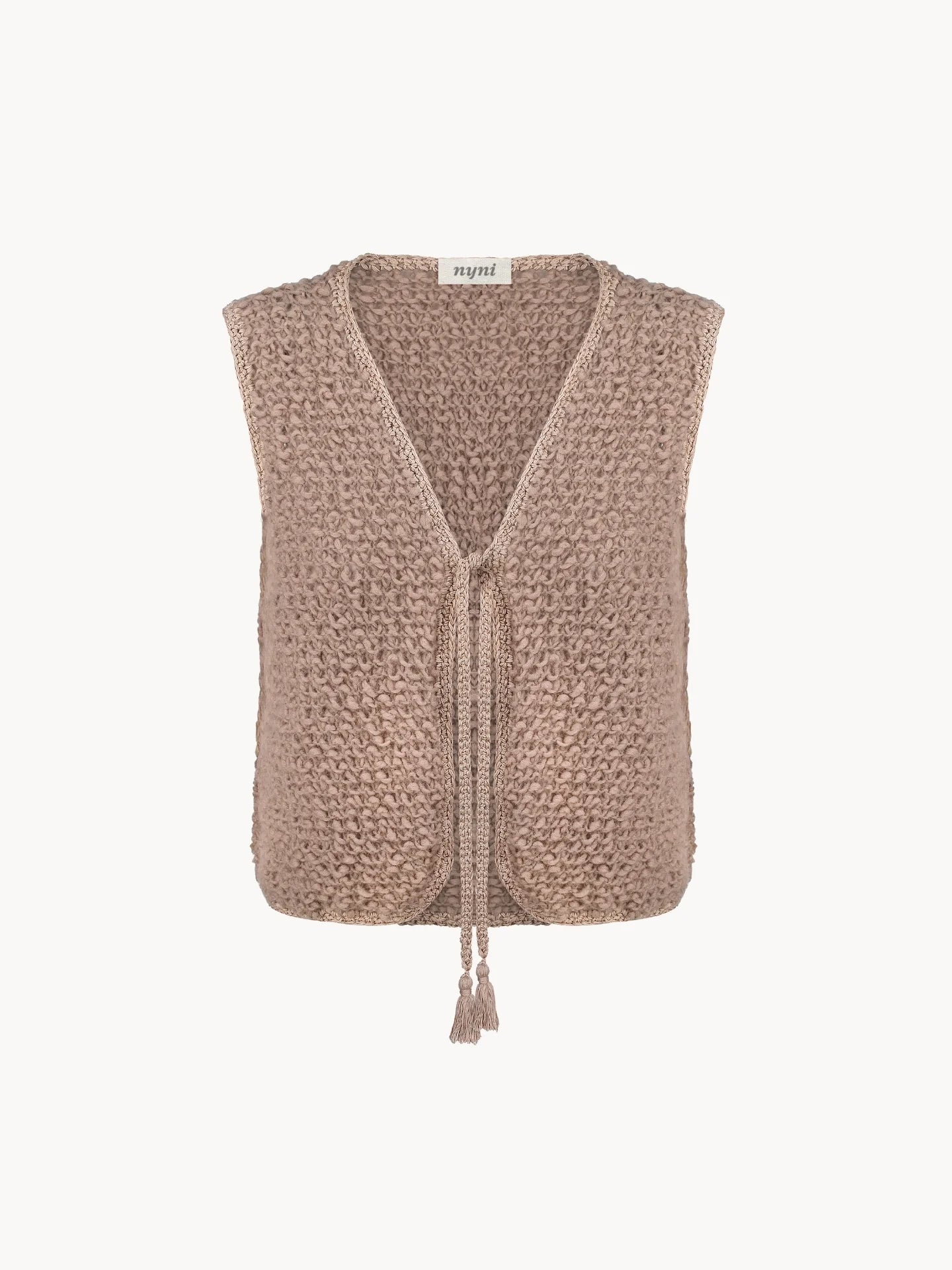 61b (Beige)
