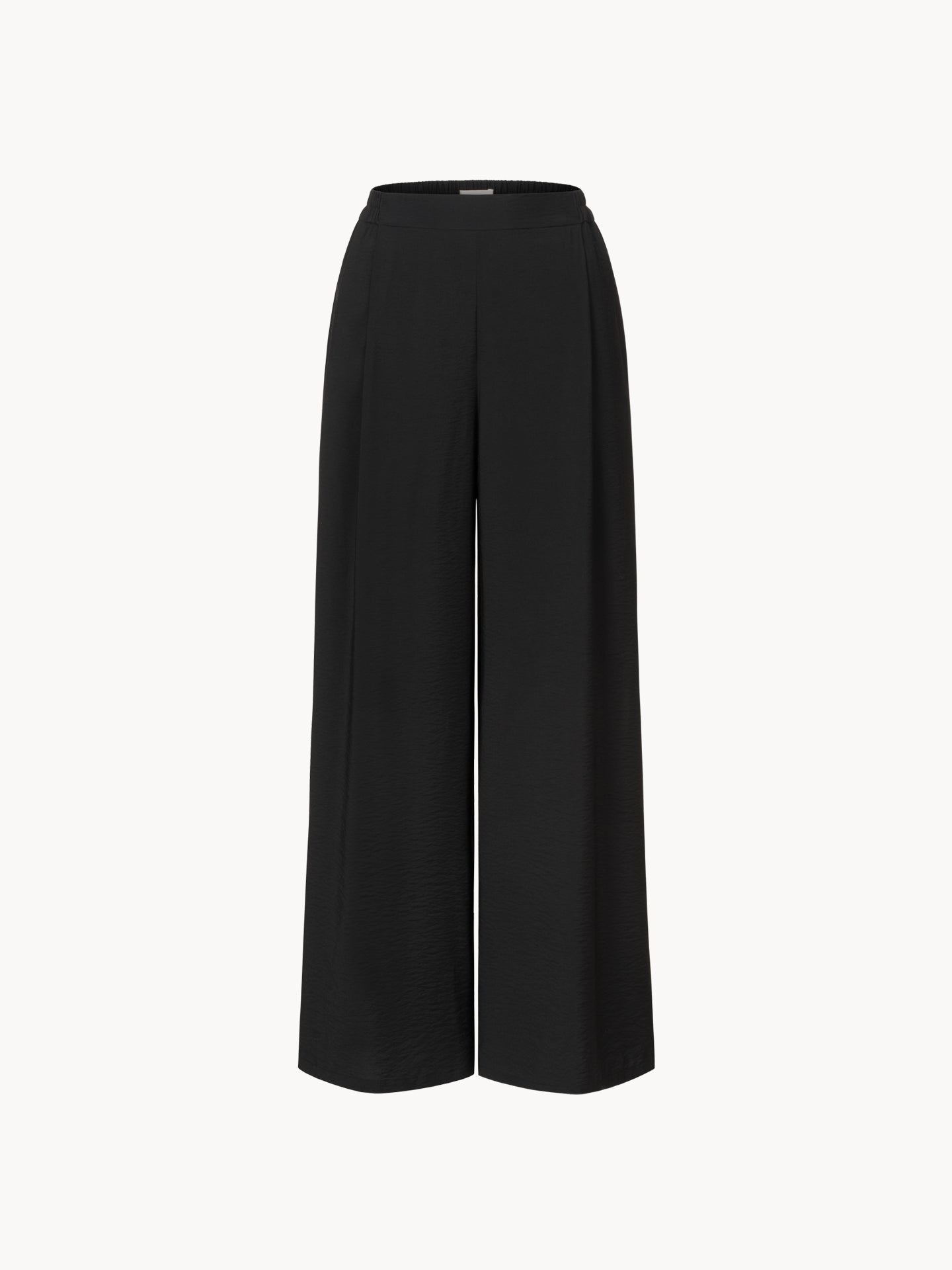 Black (Black)