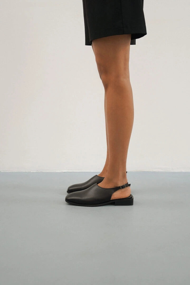 2m1 (Black)