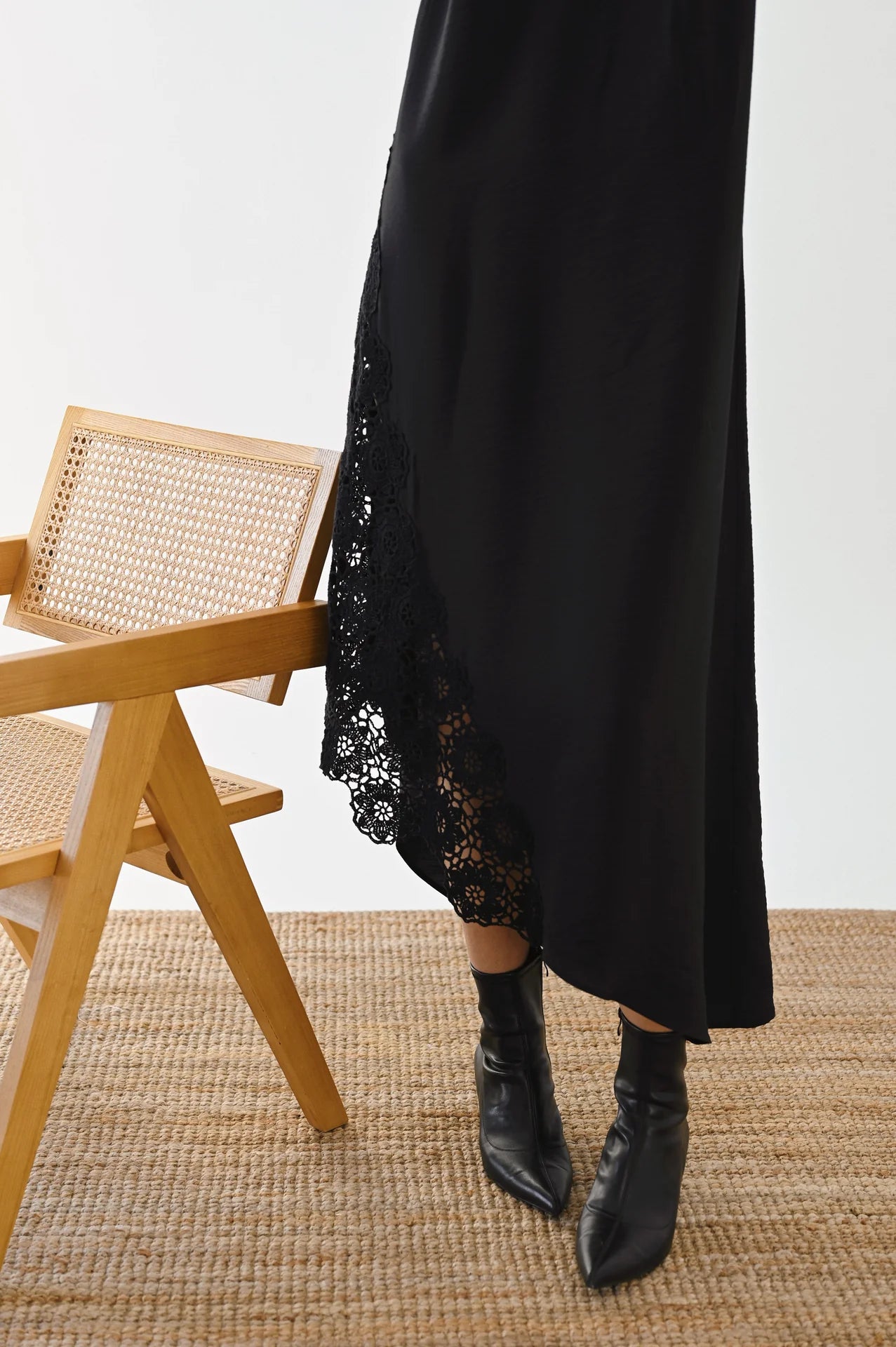 3blackdress1 (Black)