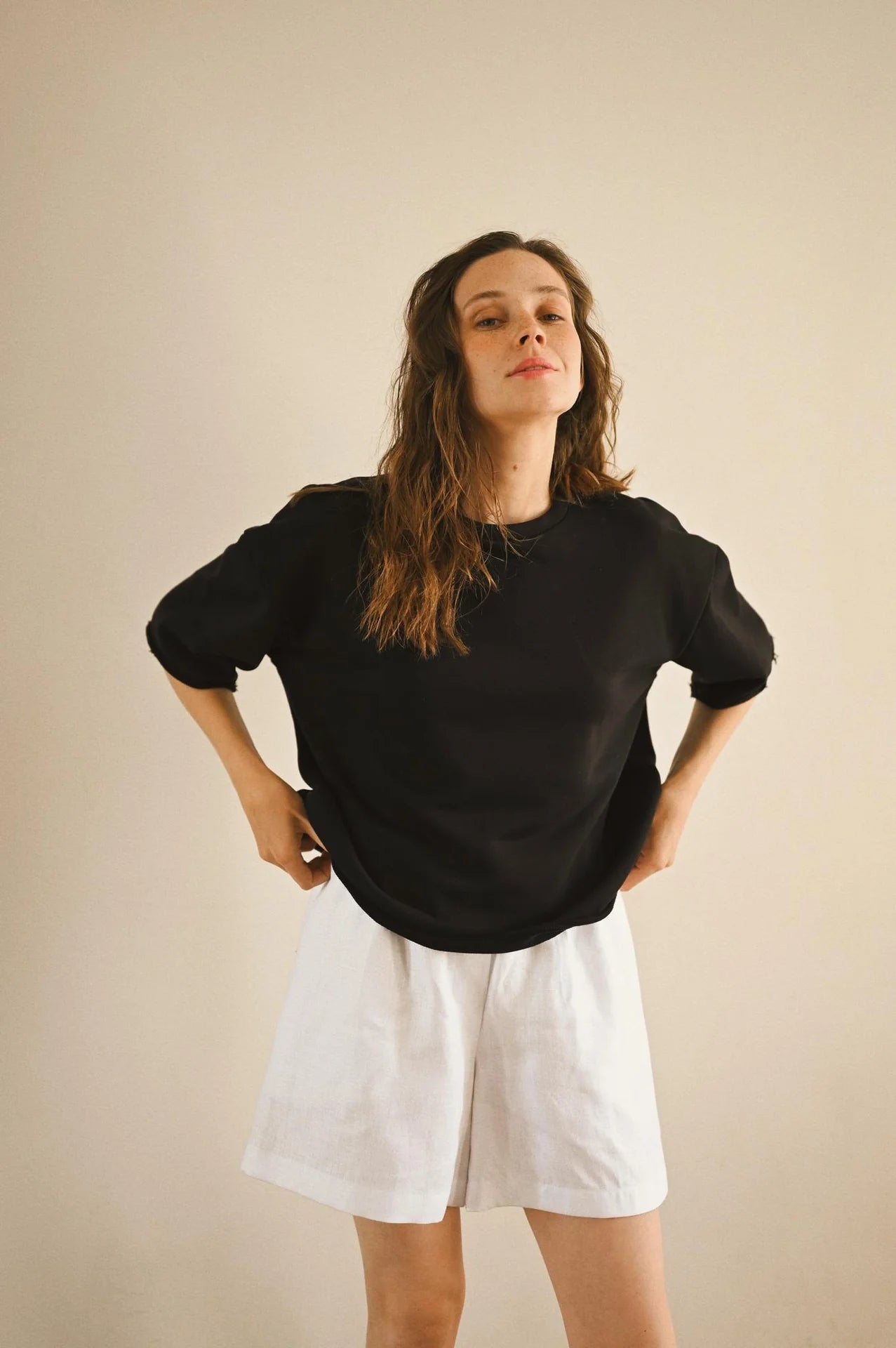 white shorts (black)