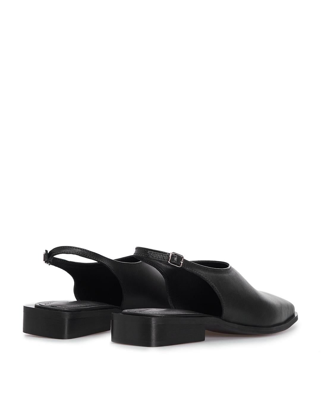 8m1 (Black)