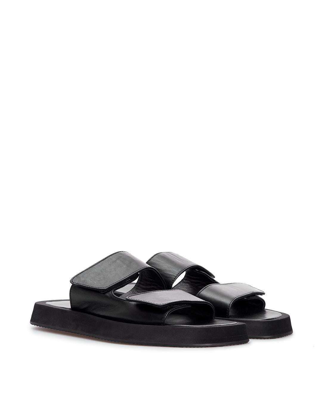 61 (Black)