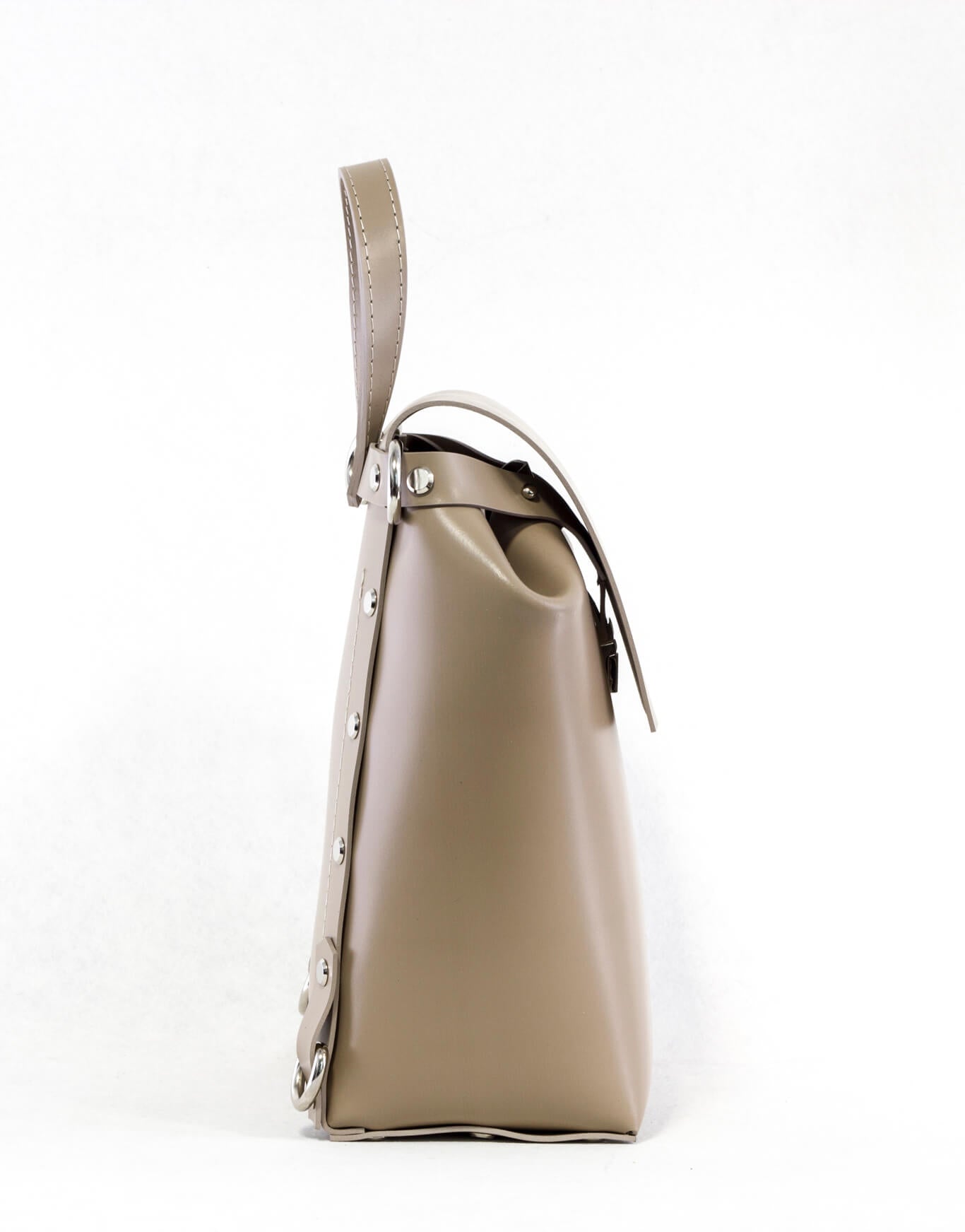 31 (Beige)